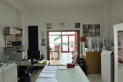 Erhvervsejendom i Modugno, Bari, Modugno - € 250.000 | Ref: 11944/2025 - foto 2