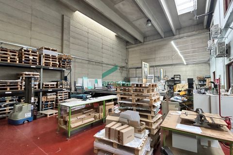 Erhvervsejendom i Modugno, Bari, Modugno - € 250.000 | Ref: 11944/2025 - foto 4