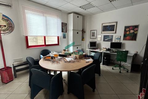 Erhvervsejendom i Modugno, Bari, Modugno - € 250.000 | Ref: 11944/2025 - foto 14