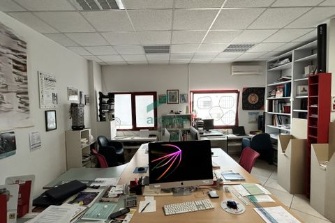 Erhvervsejendom i Modugno, Bari, Modugno - € 250.000 | Ref: 11944/2025 - foto 16