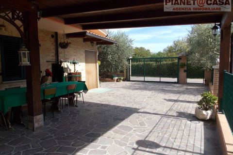 Villa i Spinetoli, Ascoli Piceno, Spinetoli - € 400.000 | Ref: VM2745 - foto 10