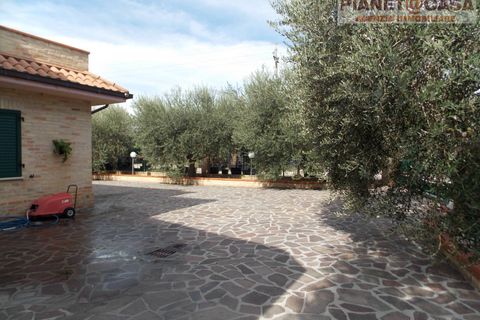 Villa i Spinetoli, Ascoli Piceno, Spinetoli - € 400.000 | Ref: VM2745 - foto 17