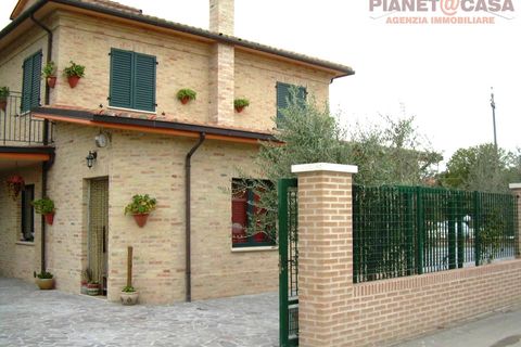 Villa i Spinetoli, Ascoli Piceno, Spinetoli - € 400.000 | Ref: VM2745 - foto 39