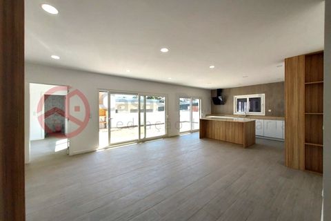 Villa i Quinta do Anjo, Setubal, Quinta do Anjo - € 600.000 | Ref: 4711OB1 - foto 1