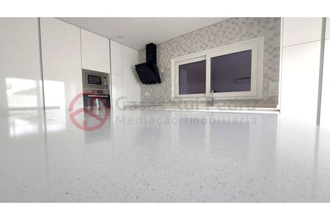 Villa i Quinta do Anjo, Setubal, Quinta do Anjo - € 600.000 | Ref: 4710OB1 - foto 3