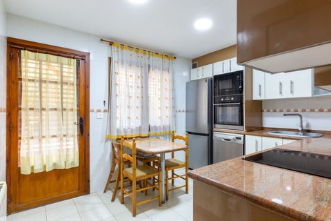 Villa i Madrid, Madrid, Madrid - € 790.000 | Ref: 66fbc7e6-939f-4df8-8 - foto 10