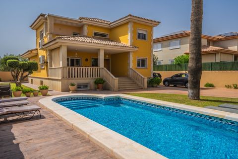Villa i Alicante, Alicante - foto 1
