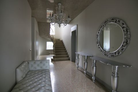 Villa i Thiene, Vicenza, Thiene - € 1 200 000 | Ref: V003226 - foto 2