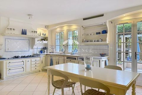 Villa i Saint-Raphaël, Var, Saint-Raphaël - € 1.850.000 | Ref: 86234130 - foto 3