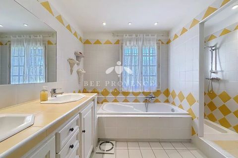 Villa i Saint-Raphaël, Var, Saint-Raphaël - € 1.850.000 | Ref: 86234130 - foto 17