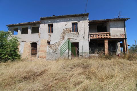 Landejendom i Teramo, Teramo, Teramo - € 300.000 | Ref: T1389 - foto 1