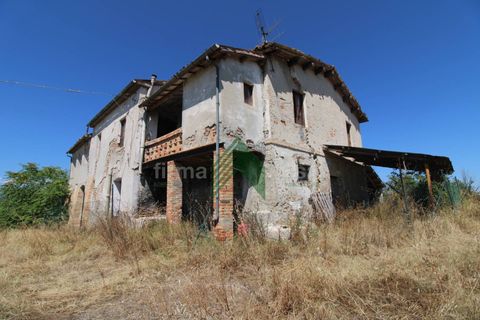 Landejendom i Teramo, Teramo, Teramo - € 300.000 | Ref: T1389 - foto 2