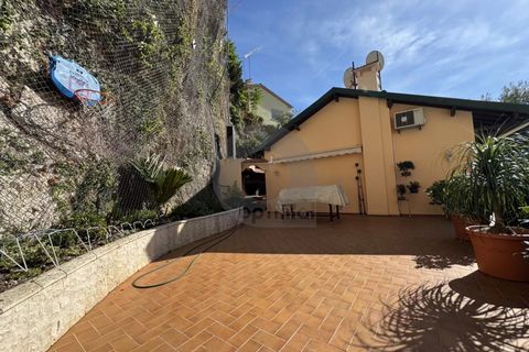 Villa i Roquebrune-Cap-Martin, Alpes-Maritimes, Roquebrune-Cap-Martin - € 1.007.000 | Ref: D15867 - foto 13