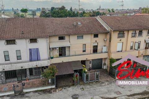 Dorpshuis in Tornaco, Novara, Tornaco - € 125.000 | Ref: 9802 - foto 2