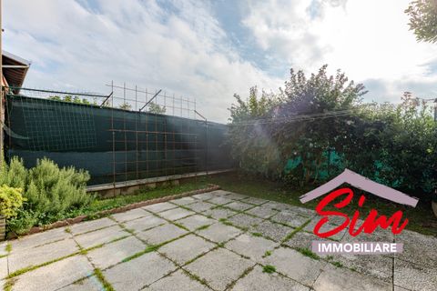 Dorpshuis in Tornaco, Novara, Tornaco - € 125.000 | Ref: 9802 - foto 20