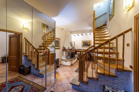 Villa a Rome, Rome, Rome - € 600.000 | Ref: 86 - foto 22