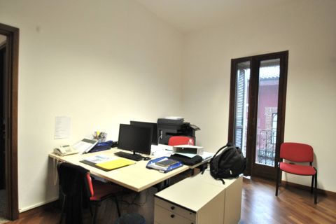 L'establiment comercial a Vimercate, Monza and Brianza, Vimercate - € 1.000/mes | Ref: 2464 - foto 5