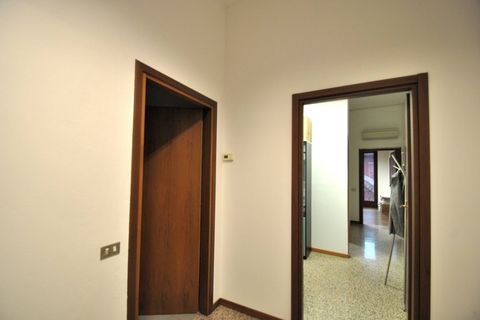L'establiment comercial a Vimercate, Monza and Brianza, Vimercate - € 1.000/mes | Ref: 2464 - foto 8