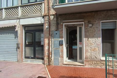 L'establiment comercial a Perugia, Perugia, Perugia - € 29.000 | Ref: 86332818 - foto 12