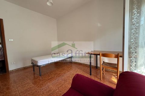 Villa a Chieti, Chieti, Chieti - € 250/mes | Ref: Via Ramiro Ortiz - foto 4