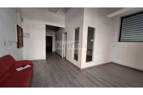 Erhvervsejendom i Cacem, Lisbon, Cacem - € 100.000 | Ref: 2898 - foto 1