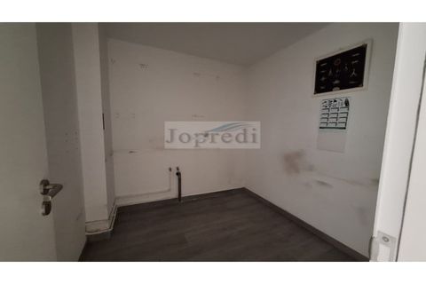 Erhvervsejendom i Cacem, Lisbon, Cacem - € 100.000 | Ref: 2898 - foto 3