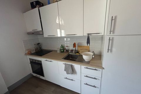 Apartament a Pisa, Pisa, Pisa - € 450/mes | Ref: 2025128 - foto 3