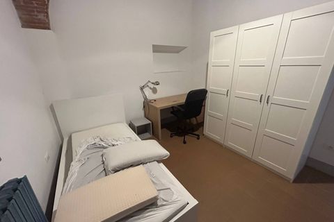Apartament a Pisa, Pisa, Pisa - € 450/mes | Ref: 2025128 - foto 11