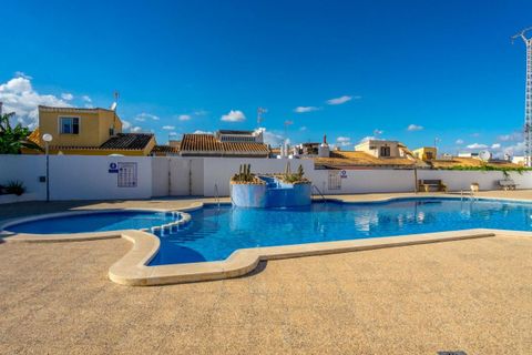 Rækkehus i Torrevieja, Alicante, Torrevieja - € 205.000 | Ref: 200-4304 - foto 2