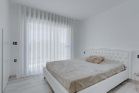 Villa i Cabo Roig, Alicante, Cabo Roig - € 649.900 | Ref: P8247 - foto 14