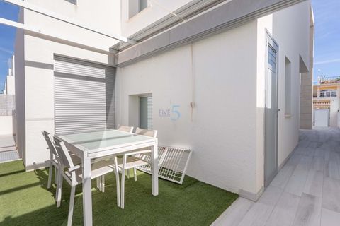 Villa i Cabo Roig, Alicante, Cabo Roig - € 649.900 | Ref: P8247 - foto 38