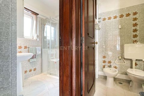 Villa i Oeiras, Lisbon, Oeiras - € 1.100.000 | Ref: C0483-01421 - foto 20