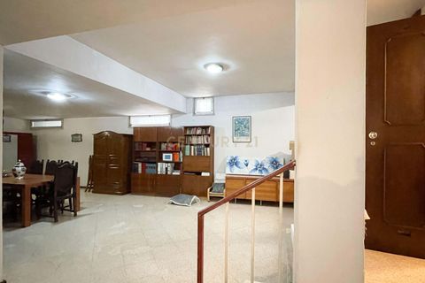 Villa i Oeiras, Lisbon, Oeiras - € 1.100.000 | Ref: C0483-01421 - foto 36