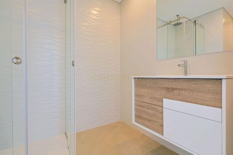 Villa i Almada, Setubal, Almada - € 720.000 | Ref: C0483-01519 - foto 14