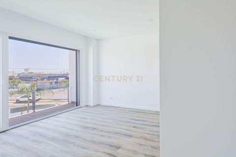 Villa i Almada, Setubal, Almada - € 720.000 | Ref: C0483-01519 - foto 34