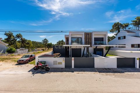 Villa i Seixal, Setubal, Seixal - € 749.900 | Ref: C0483-01524 - foto 26