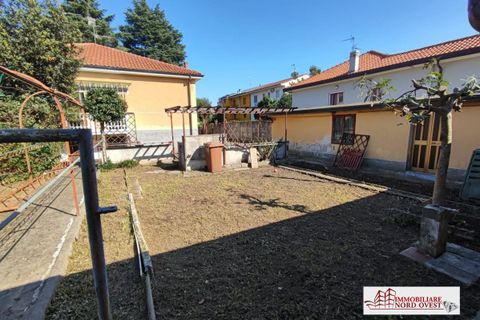 Villa i Bareggio, Milan, Bareggio - € 480.000 | Ref: V263 - foto 2