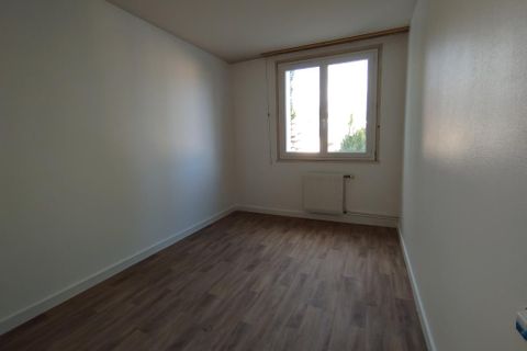 Apartament a Clermont-Ferrand, Puy-de-Dome, Clermont-Ferrand - € 1.220/mes | Ref: 1244 - foto 3