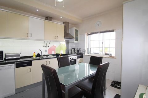 Villa a Corroios, Setubal, Corroios - € 583.000 | Ref: 022.520.025 - foto 3