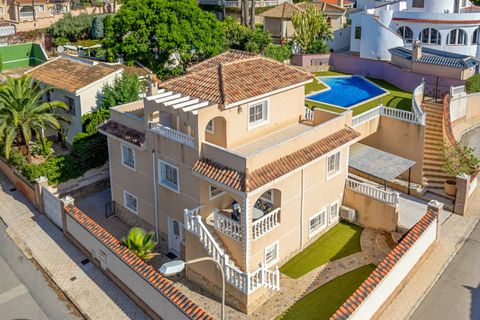 Villa i Ciudad Quesada, Alicante, Ciudad Quesada - € 599.950 | Ref: QMS-14594 - foto 1