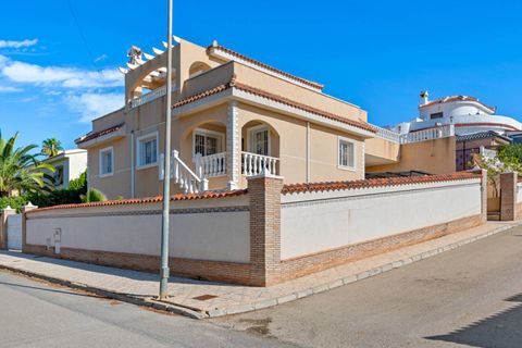 Villa i Ciudad Quesada, Alicante, Ciudad Quesada - € 599.950 | Ref: QMS-14594 - foto 40