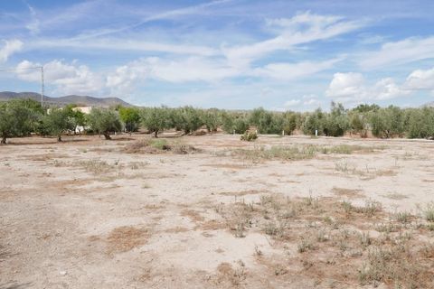 Landejendom i Baza, Granada, Baza - € 69.999 | Ref: v3099 - foto 13