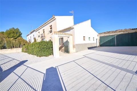 Landejendom i Benamaurel, Granada, Benamaurel - € 153.800 | Ref: 248 - foto 2