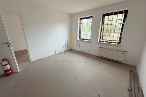 Erhvervsejendom i Baone, Padua, Baone - € 358.000 | Ref: 590 - foto 4