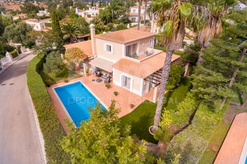 Villa i Lagoa, Faro, Lagoa - € 1.090.000 | Ref: V31085 - foto 1