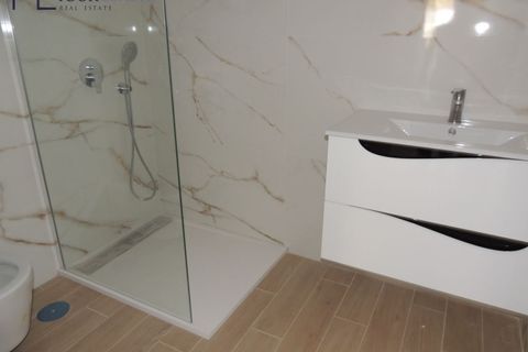 Villa i Odivelas, Lisbon, Odivelas - € 625.000 | Ref: YL1017 - foto 5