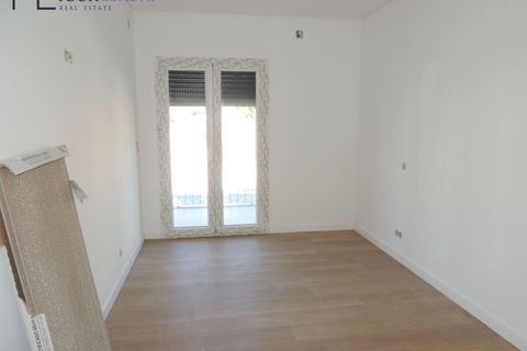 Villa i Odivelas, Lisbon, Odivelas - € 625.000 | Ref: YL1017 - foto 6