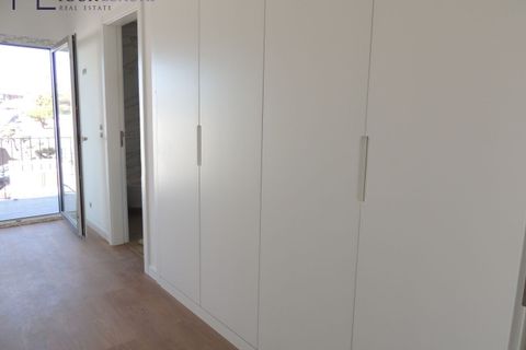 Villa i Odivelas, Lisbon, Odivelas - € 625.000 | Ref: YL1017 - foto 10