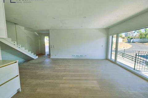 Villa i Odivelas, Lisbon, Odivelas - € 625 000 | Ref: YL1017 - foto 3