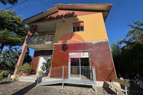 Villa en Santarcangelo Di Romagna, Rimini, Santarcangelo Di Romagna - € 550.000 | Ref: S-V2-015 - photo 1